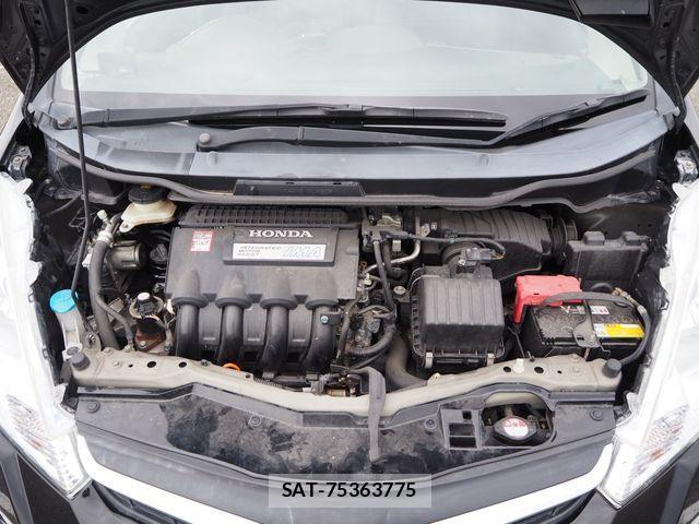 Honda FIT HYBRID 2012-04 4109548-26