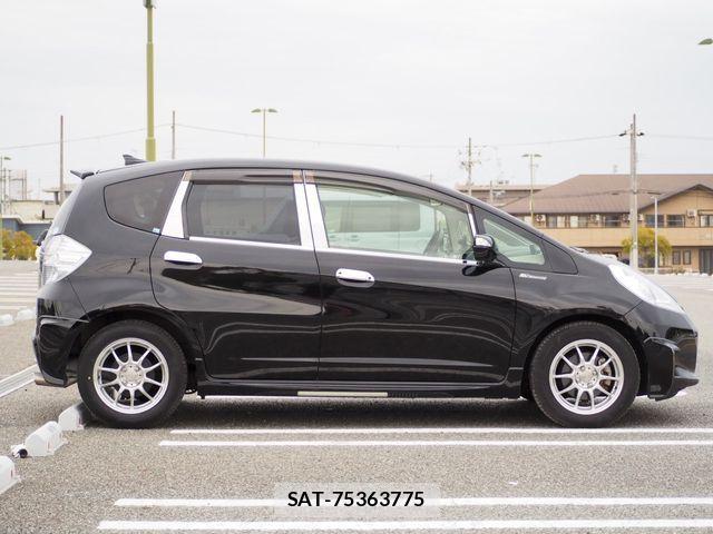 Honda FIT HYBRID 2012-04 4109548-5