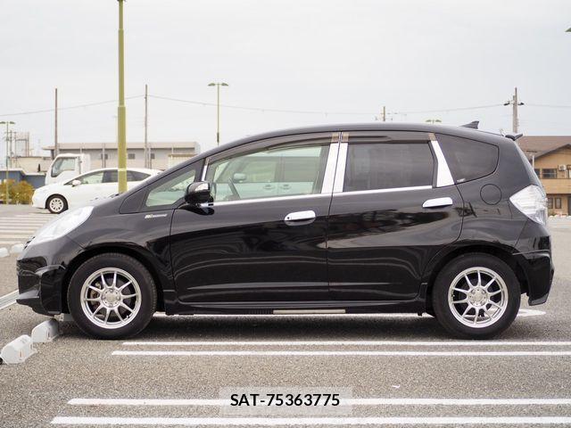 Honda FIT HYBRID 2012-04 4109548-8