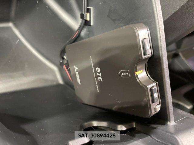 Honda FIT HYBRID 2011-05 4392430-3
