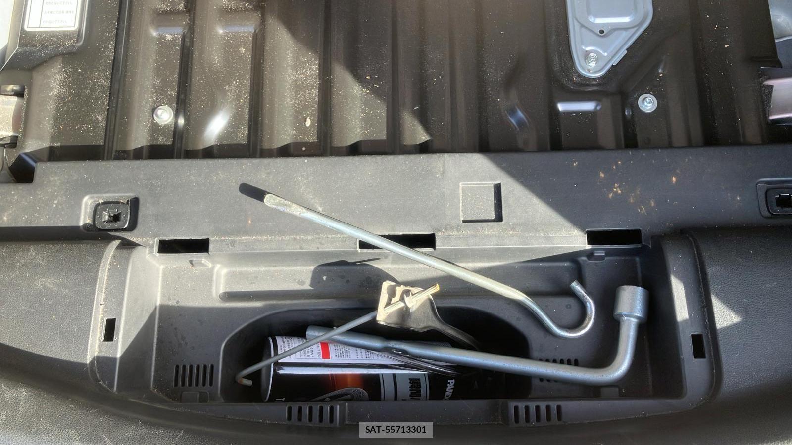 Honda FIT HYBRID 2010 3640459-21