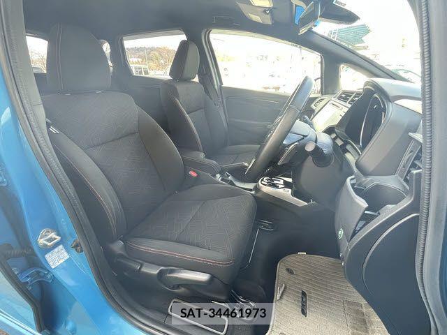 Honda FIT HYBRID 2015-10 4753490-3