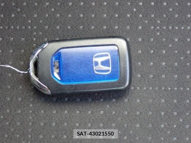 Honda FIT HYBRID 2016-05 4753522-21