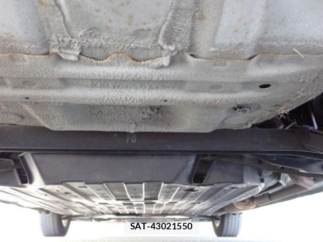Honda FIT HYBRID 2016-05 4753522-23