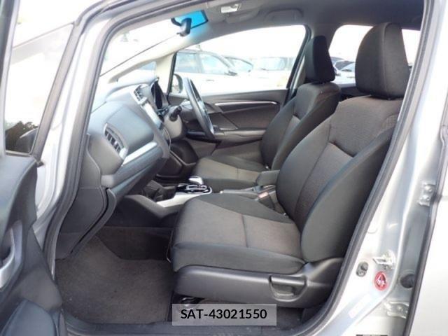 Honda FIT HYBRID 2016-05 4753522-2