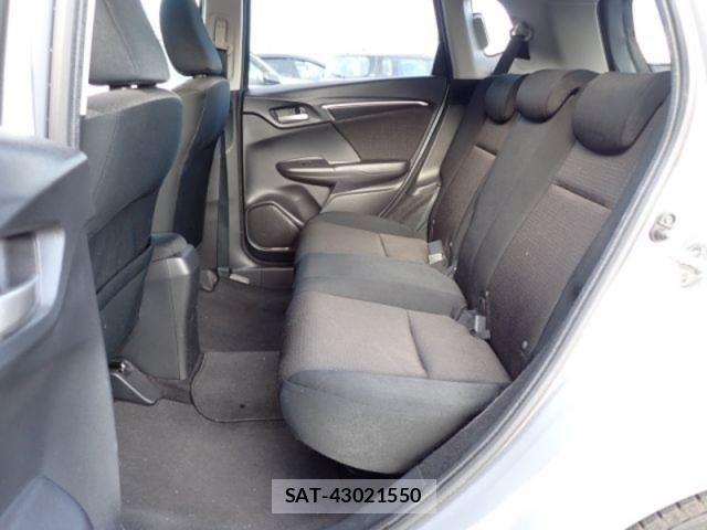 Honda FIT HYBRID 2016-05 4753522-3