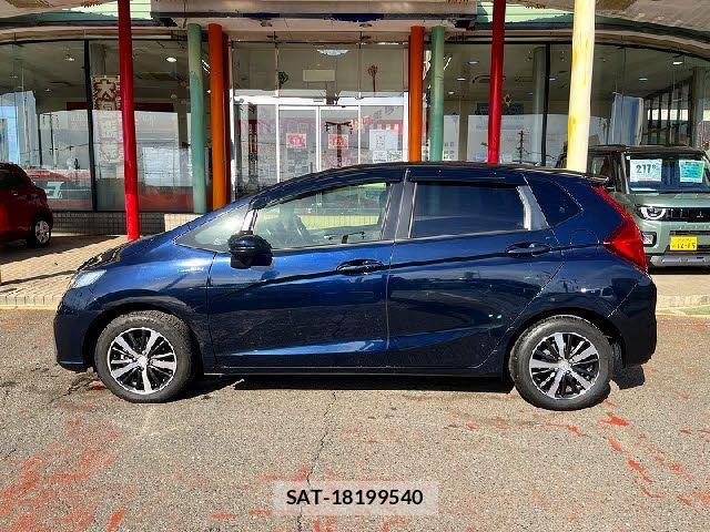 Honda FIT HYBRID 2019-04 4941731-13