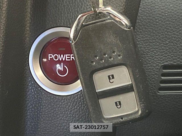 Honda FIT HYBRID 2016-01 4941749-5