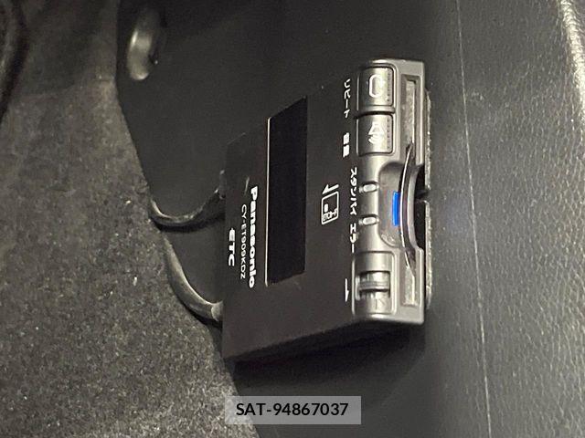 Honda FIT HYBRID 2013-12 4941863-4