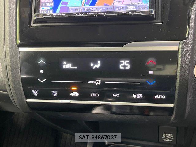 Honda FIT HYBRID 2013-12 4941863-6