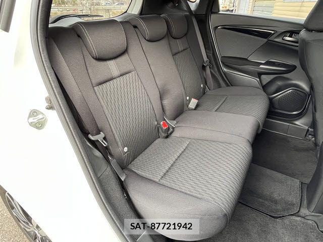 Honda FIT HYBRID 2019-06 4941737-12