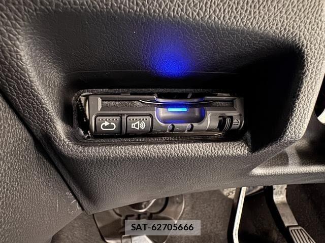 Honda FIT HYBRID 2015-03 5867694-25