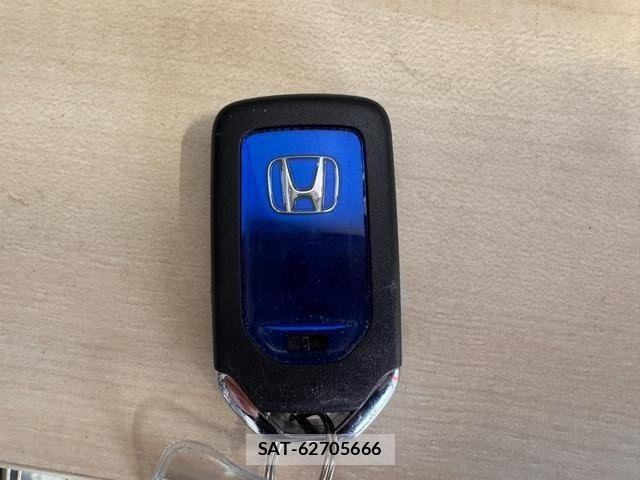 Honda FIT HYBRID 2015-03 5867694-28