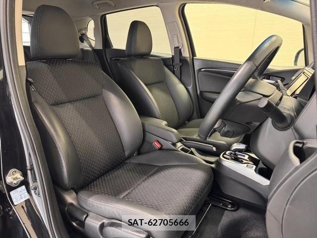 Honda FIT HYBRID 2015-03 5867694-6