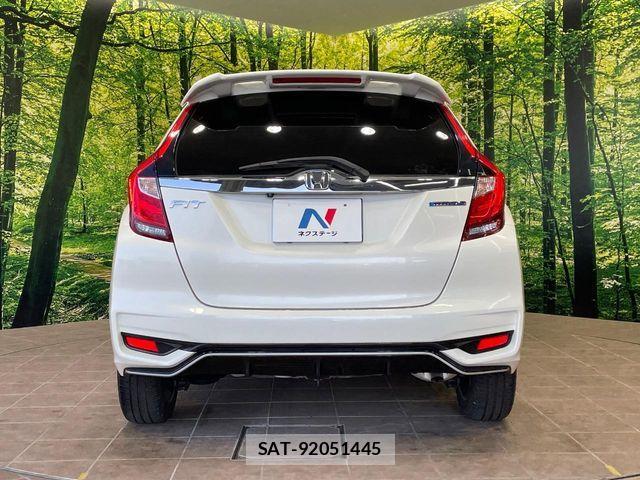 Honda FIT HYBRID 2018-03 6005981-14