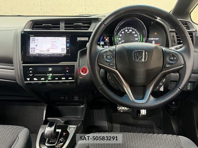 Honda FIT HYBRID 2019-04 6005980-1