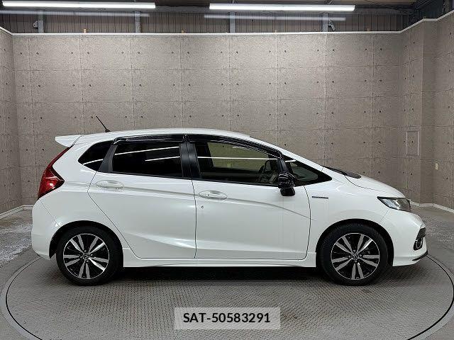 Honda FIT HYBRID 2019-04 6005980-5