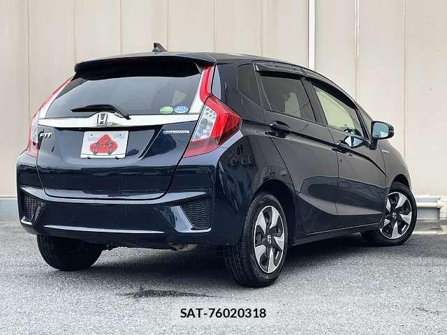 Honda FIT HYBRID 2017-05 6005993-2