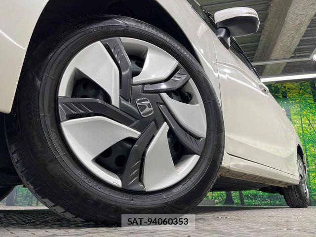 Honda FIT HYBRID 2013-11 6006006-12