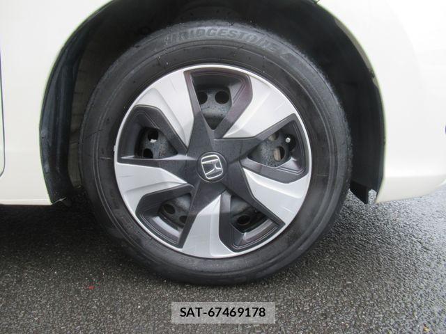 Honda FIT HYBRID 2017-12 6214645-24