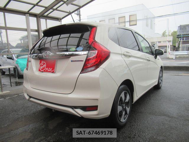 Honda FIT HYBRID 2017-12 6214645-2