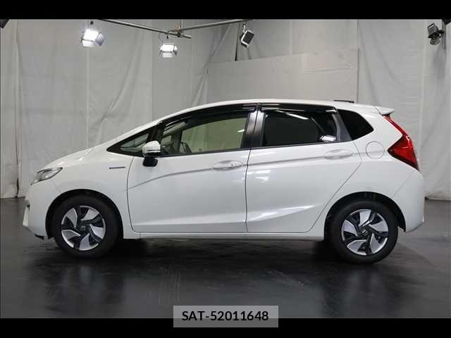 Honda FIT HYBRID 2015-07 6214649-14