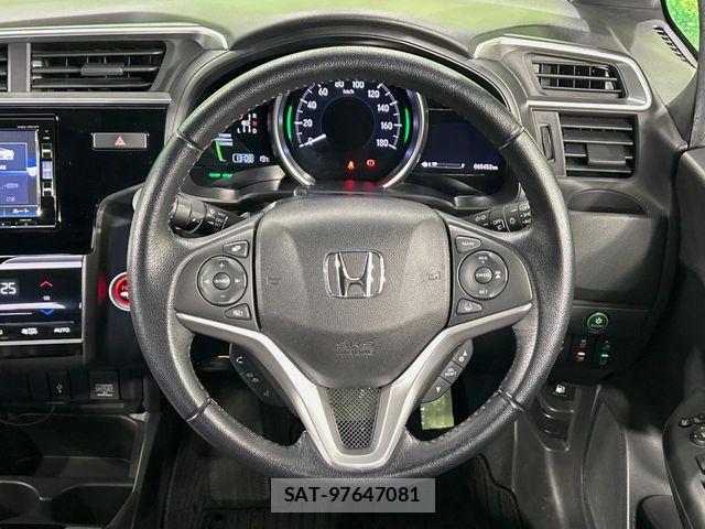 Honda FIT HYBRID 2019-03 6271661-12