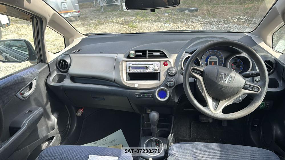 Honda FIT HYBRID 2011 4379983-12
