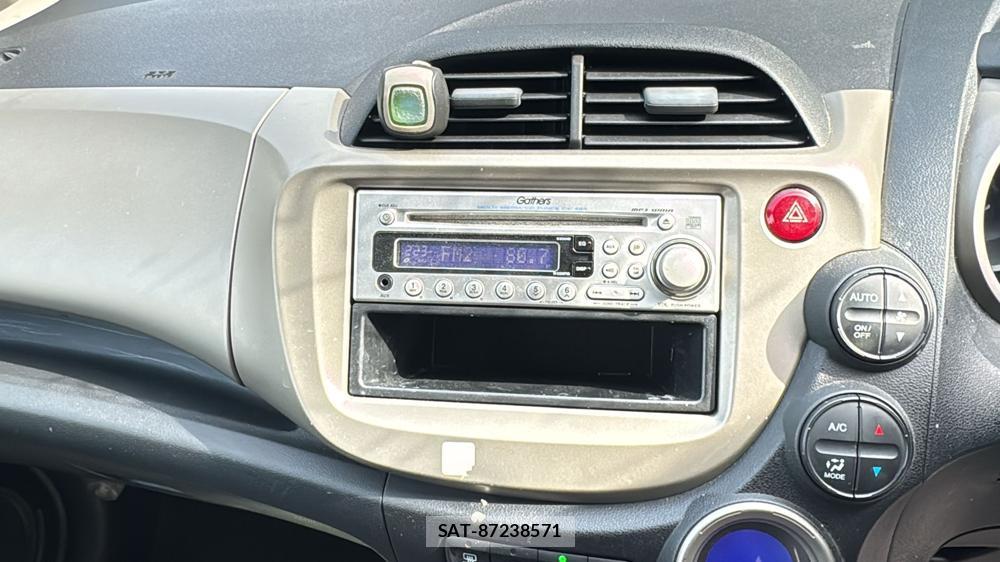 Honda FIT HYBRID 2011 4379983-14