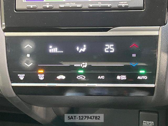 Honda FIT HYBRID 2015-05 6611898-4