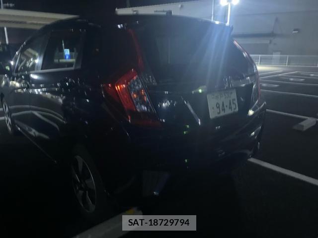 Honda FIT HYBRID 2016-01 6611897-6