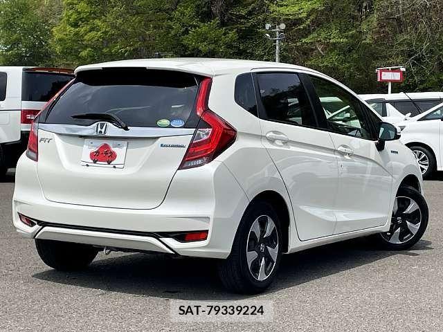 Honda FIT HYBRID 2017-07 6671286-2
