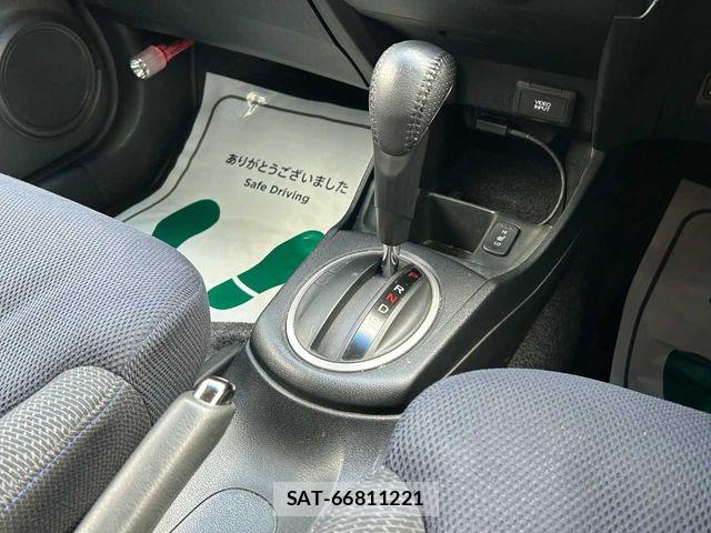 Honda FIT HYBRID 2012-08 6675948-14