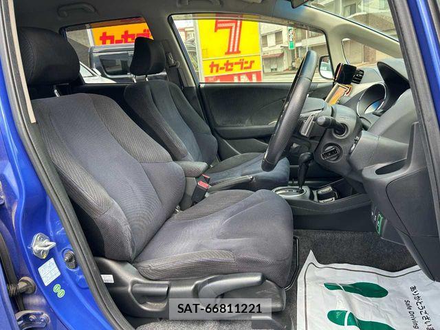 Honda FIT HYBRID 2012-08 6675948-18