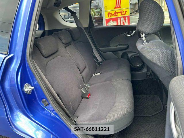 Honda FIT HYBRID 2012-08 6675948-19