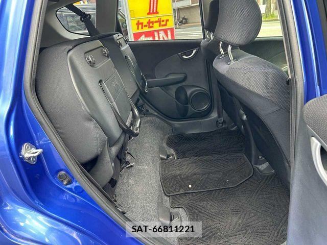 Honda FIT HYBRID 2012-08 6675948-21