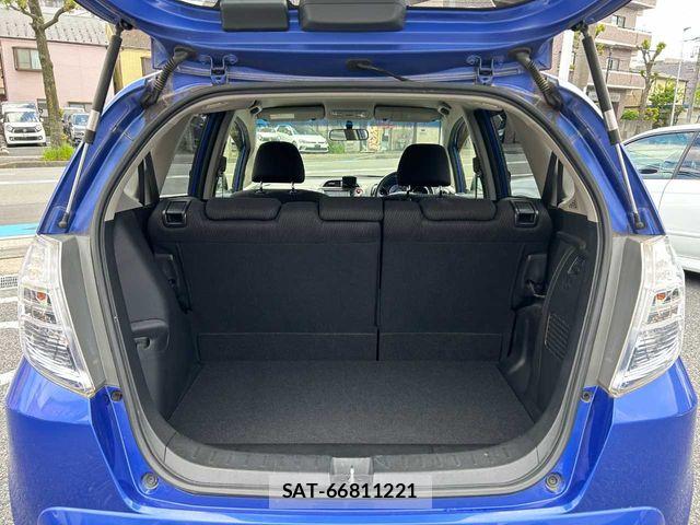 Honda FIT HYBRID 2012-08 6675948-22