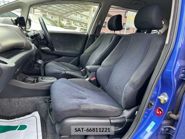 Honda FIT HYBRID 2012-08 6675948-26