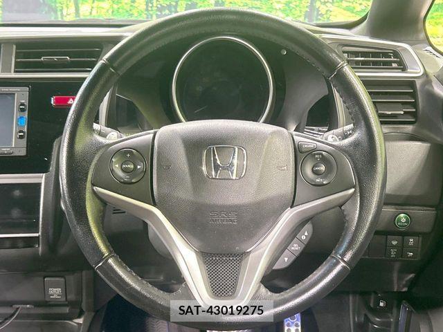 Honda FIT HYBRID 2016-03 6675946-10
