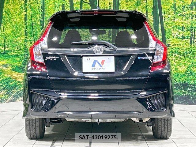 Honda FIT HYBRID 2016-03 6675946-14