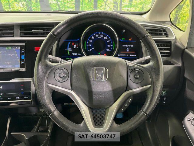 Honda FIT HYBRID 2016-01 6683769-12