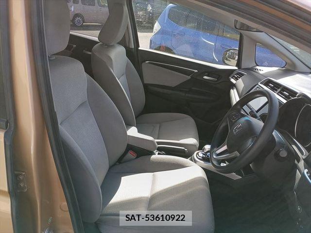 Honda FIT HYBRID 2014-07 6683770-17