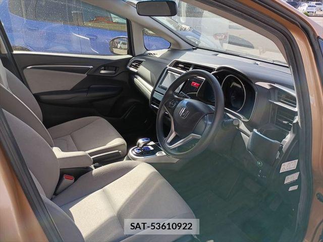 Honda FIT HYBRID 2014-07 6683770-18