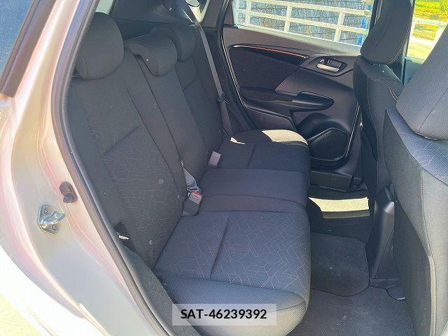 Honda FIT HYBRID 2017-04 6683768-9