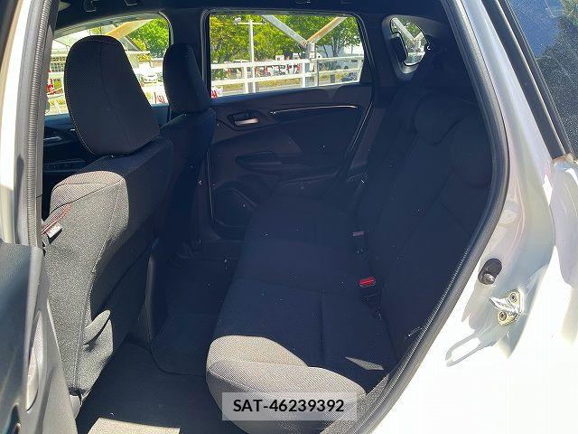 Honda FIT HYBRID 2017-04 6683768-12