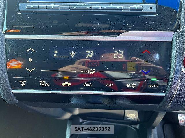 Honda FIT HYBRID 2017-04 6683768-14