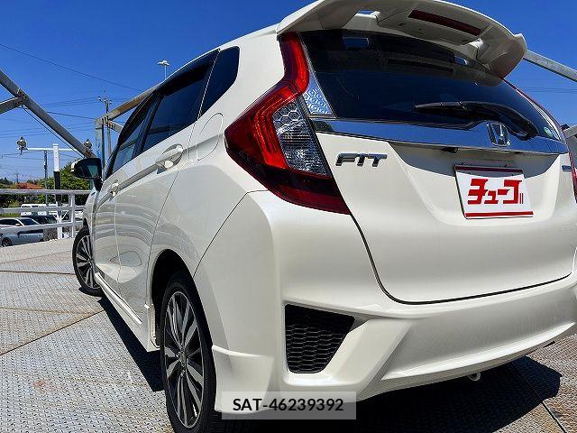 Honda FIT HYBRID 2017-04 6683768-25