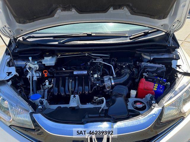Honda FIT HYBRID 2017-04 6683768-27
