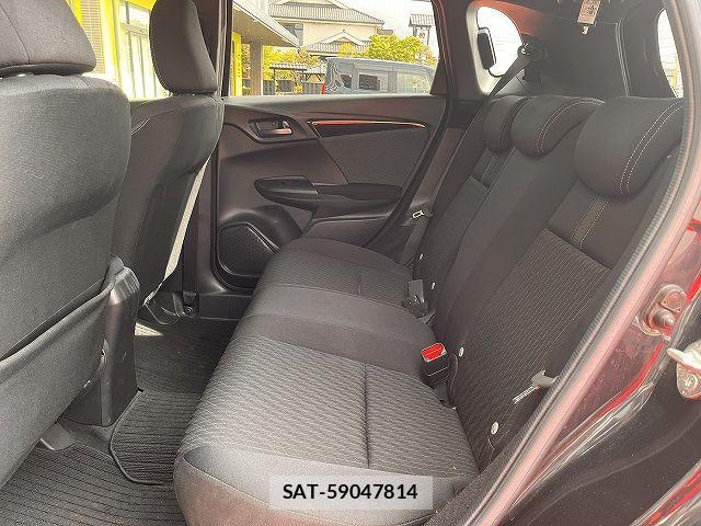 Honda FIT HYBRID 2019-02 6716134-12
