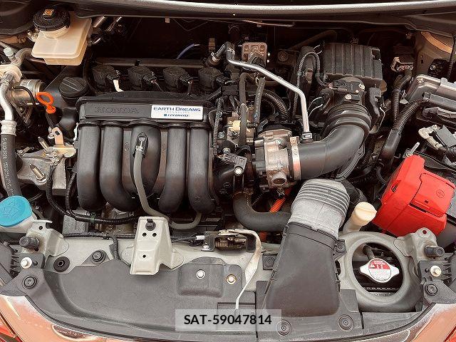 Honda FIT HYBRID 2019-02 6716134-27